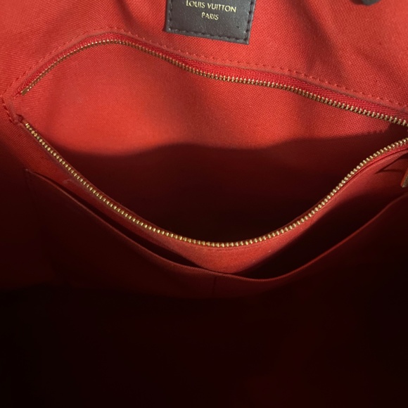 Louis Vuitton  On The Go MM - Picture 5 of 6